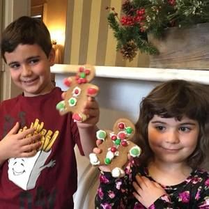 Meet your Posher, Dolores